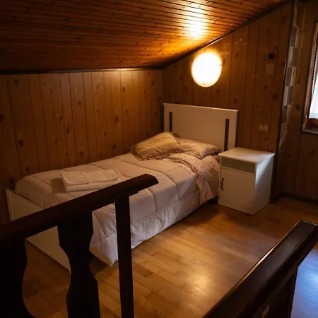 Casa Orfea 펜션 스트레사