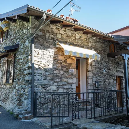 Casa Orfea בית נופש סטרסה